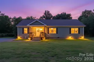 6591 George Hildebran School Rd, Hickory, NC 28602 - Photo 2