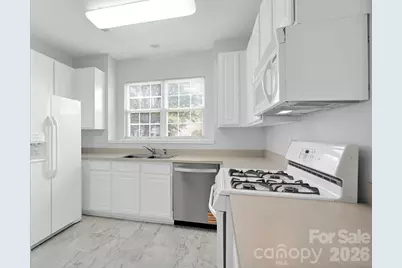 4966 Sunset Ridge Court, Charlotte, NC 28269 - Photo 12