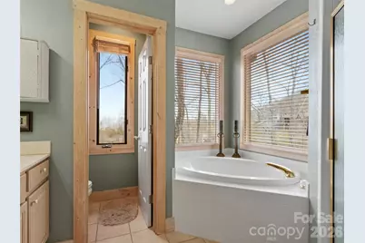 2163 Mountain Air Drive, Burnsville, NC 28714 - Photo 22