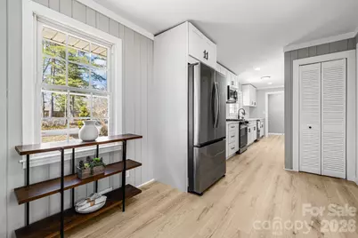 107 Balsam Road, Hendersonville, NC 28792 - Photo 8