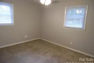 5313 Larewood Dr, Charlotte, NC 28215 - Photo 8