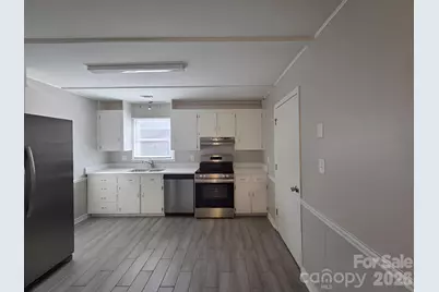 5313 Larewood Drive, Charlotte, NC 28215 - Photo 6