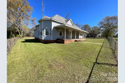 412 W Liberty Street, Winnsboro, SC 29180 - Photo 2