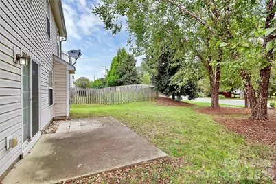 10741 Mountain Springs Drive, Charlotte, NC 28278 - Photo 32