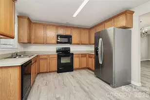 10741 Mountain Springs Dr, Charlotte, NC 28278 - Photo 14