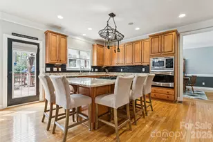 2678 Landing Pointe Dr, Clover, SC 29710 - Photo 4