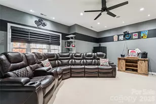 2678 Landing Pointe Dr, Clover, SC 29710 - Photo 26