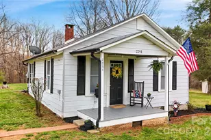 2251 Bristol Rd, Statesville, NC 28677 - Photo 1