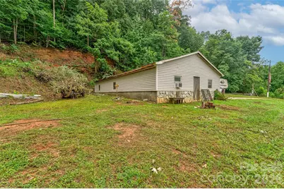 3515 High Peak Valley, Valdese, NC 28690 - Photo 2