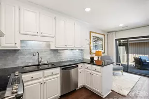 5315 Wingedfoot Rd, Charlotte, NC 28226 - Photo 14