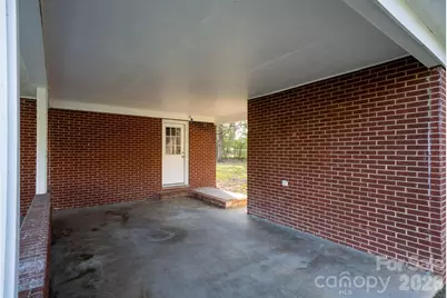 3502 1st Avenue Circle NW, Hickory, NC 28601 - Photo 16