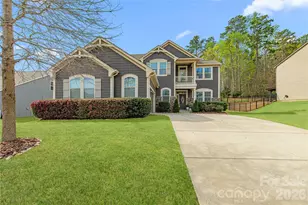 570 Sandbar Pt, Clover, SC 29710 - Photo 2