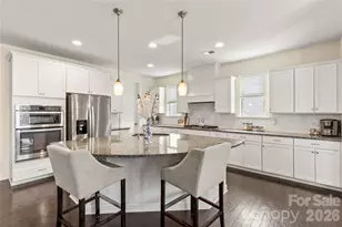 570 Sandbar Pt, Clover, SC 29710 - Photo 8