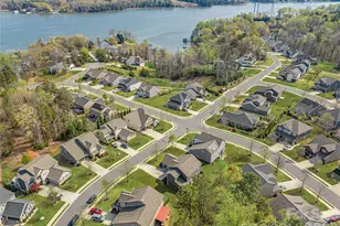 570 Sandbar Pt, Clover, SC 29710 - Photo 36