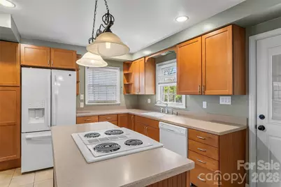 10 Woodmont Drive, Asheville, NC 28806 - Photo 8