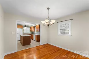 10 Woodmont Dr, Asheville, NC 28806 - Photo 8