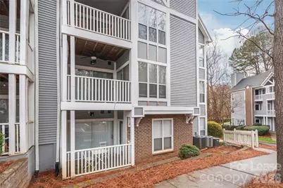 2510 Cranbrook Lane #22, Charlotte, NC 28207 - Photo 2