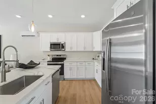 1108 Wonder Wy, Charlotte, NC 28208 - Photo 12