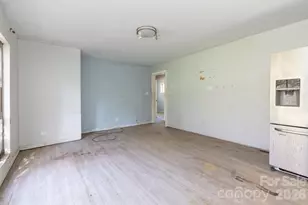 135 Sardis Dr, Asheville, NC 28806 - Photo 6