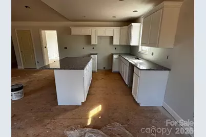 3526 Dorothys Lane, Newton, NC 28658 - Photo 4