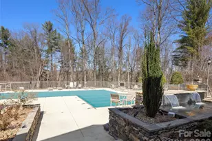 900 Vista Lake Dr, Candler, NC 28715 - Photo 24