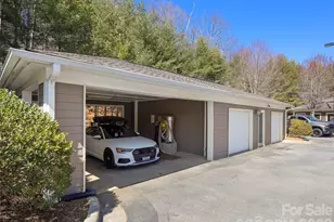 900 Vista Lake Dr, Candler, NC 28715 - Photo 26