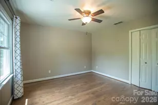 1002 Windsor Dr, Asheville, NC 28803 - Photo 32