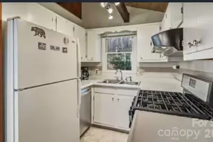 210 Overbrook Trail, Beech Mountain, NC 28604 - Photo 10