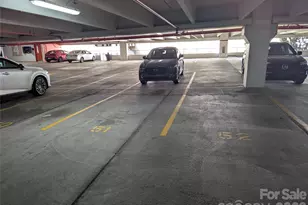 718 W Trade St, Charlotte, NC 28202 - Photo 30