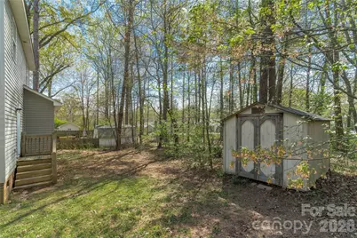 7750 Red Robin Trail, Denver, NC 28037 - Photo 8