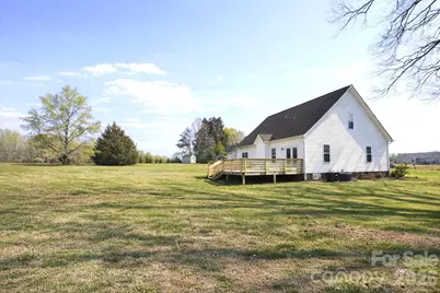 1045 Saxton Circle, Salisbury, NC 28147 - Photo 4