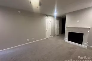 911 Nottingham Dr, Gastonia, NC 28054 - Photo 2