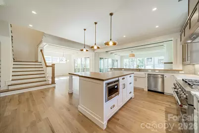 2508 Bay Street, Charlotte, NC 28205 - Photo 10