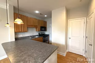 534 Oakland Ave, Charlotte, NC 28204 - Photo 6