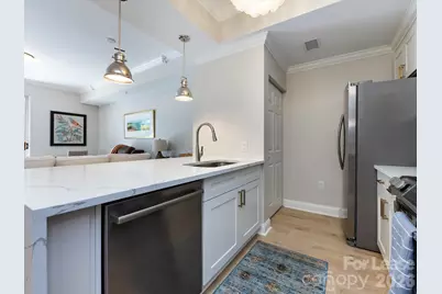 300 W 5th Street #248, Charlotte, NC 28202 - Photo 8