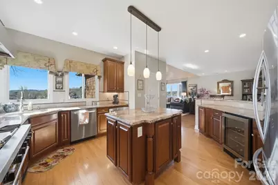 152 Bridge Pointe Lane, Hickory, NC 28601 - Photo 42