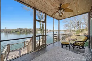 152 Bridge Pointe Ln, Hickory, NC 28601 - Photo 6