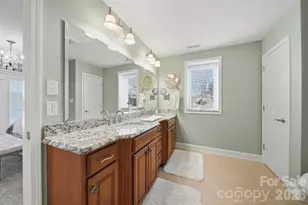 152 Bridge Pointe Ln, Hickory, NC 28601 - Photo 48