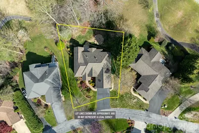 113 Fairway Knoll Drive, Hendersonville, NC 28739 - Photo 2