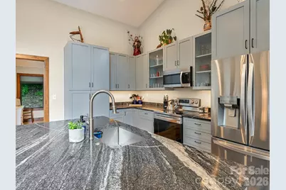 43 Tinkling Springs Lane, Fairview, NC 28730 - Photo 16