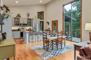 43 Tinkling Spgs Ln, Fairview, NC 28730 - Photo 12