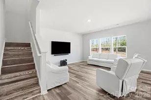 3248 Killian Rd, Lincolnton, NC 28092 - Photo 8