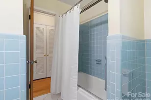 3718 Country Club Dr, Charlotte, NC 28205 - Photo 20