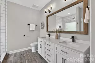 8900 Valewood Ct, Charlotte, NC 28210 - Photo 16