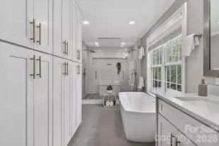 8900 Valewood Ct, Charlotte, NC 28210 - Photo 22