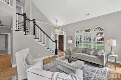 8900 Valewood Court, Charlotte, NC 28210 - Photo 4