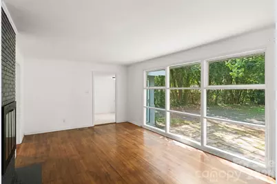 1136 E Woodlawn Road, Charlotte, NC 28209 - Photo 18