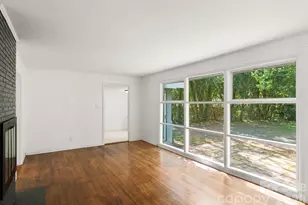 1136 E Woodlawn Rd, Charlotte, NC 28209 - Photo 18