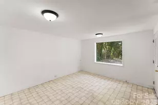 1136 E Woodlawn Rd, Charlotte, NC 28209 - Photo 24