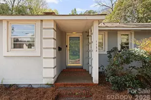 1136 E Woodlawn Rd, Charlotte, NC 28209 - Photo 2